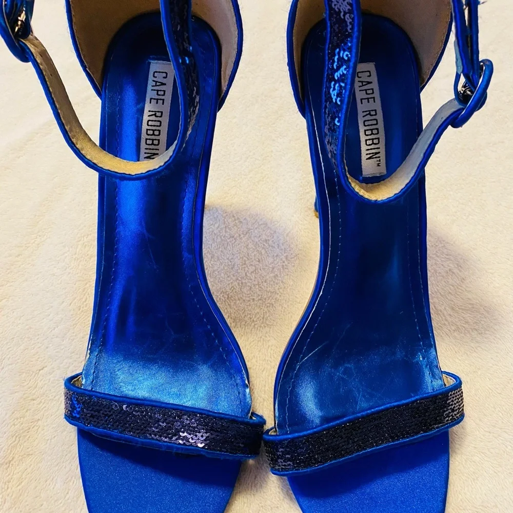 Almost New Super Glamorous Heels By CAPE ROBBIN - Heel Height 5” - box 42 - Picture 2 of 9